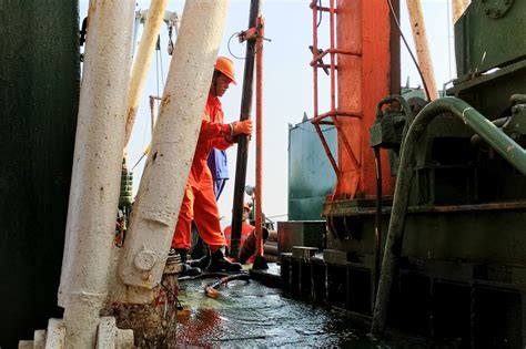 渤海钻探第二固井公司大港油区市场迎生产高峰
