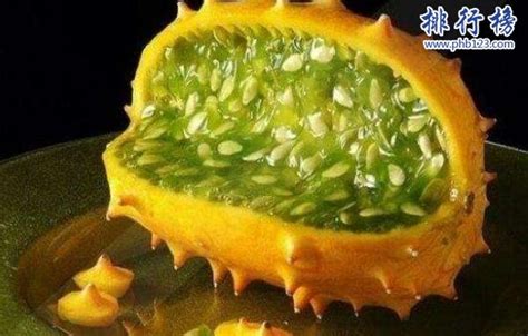 世界十大顶级水果：黑皮西瓜上榜，它的价格最高 - 手工客