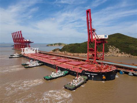 【重磅】宁波舟山港年货物吞吐量连续5年超10亿吨！