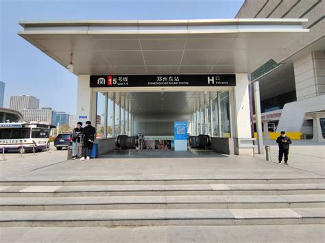 郑州东站的候车厅设计是否存在问题？ - 知乎