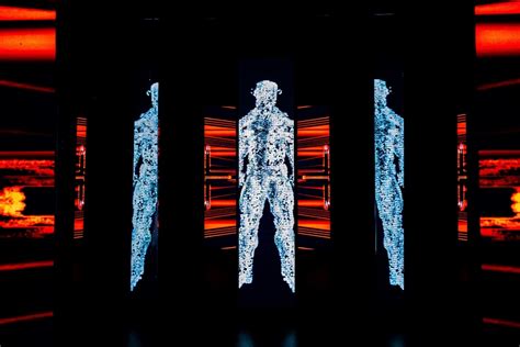 科幻世界无限宇宙之门超感科幻艺术大展正式启幕_四川在线
