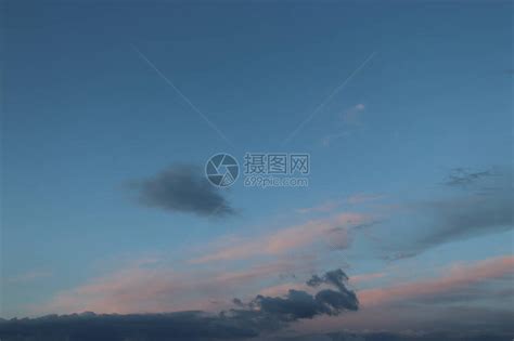 蓝天粉蓝白云多云美丽的天空高清图片下载-正版图片504319722-摄图网