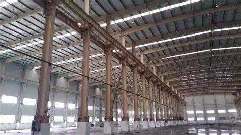 武汉瑞安项目塔冠钢结构开始吊装 - 综合 - 中国网•东海资讯