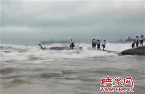 两名女游客登礁石拍照 在日照被卷入海中遇难_胶东在线旅游频道