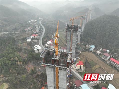 湖南东安：永新高速建设正酣-人民图片网