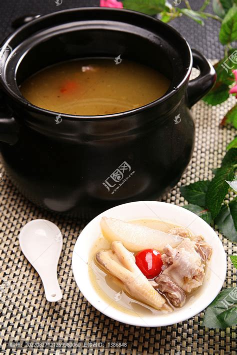 酸萝卜老鸭汤,中国菜系,食品餐饮,摄影素材,汇图网www.huitu.com