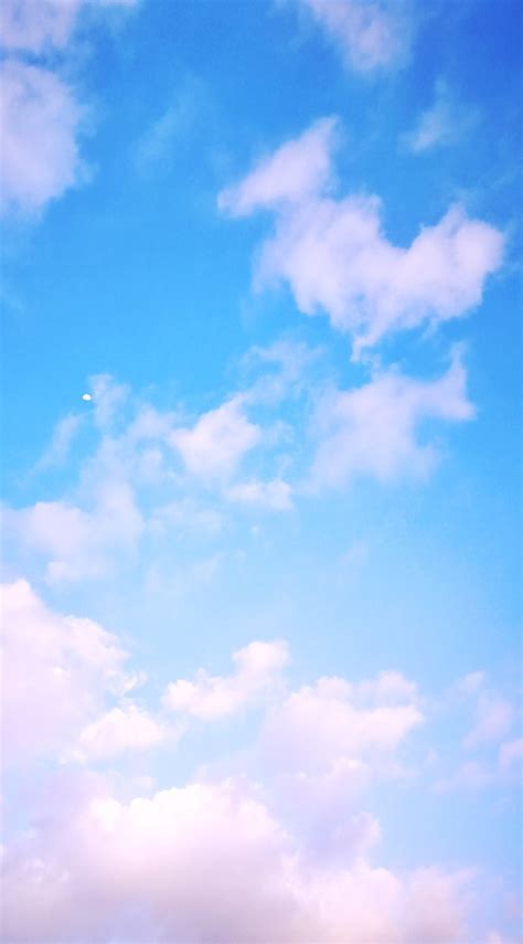 粉色唯美天空少女心云朵月亮星星云层背景插画图片素材免费下载 - 觅知网