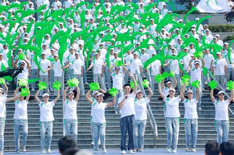 500名成都大运会志愿者齐声宣誓：成都准备好了！_四川在线