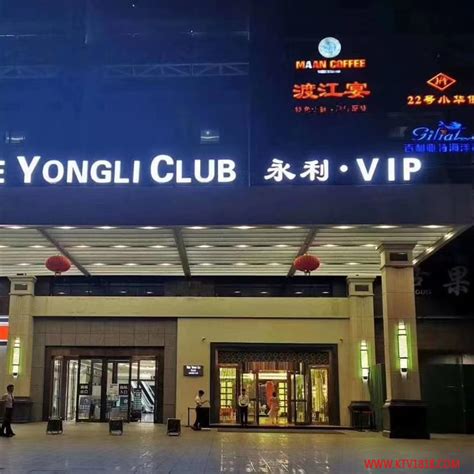深圳龙岗天光城购物中心开业首日客流超10万人_联商网