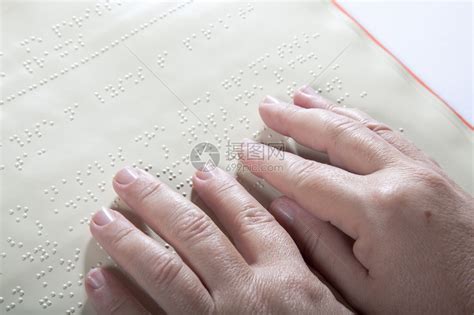 盲人学习用品4行28方加厚盲文写字板带盲笔送盲文纸盲人专用辅具-阿里巴巴