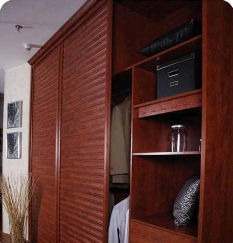 索菲亚衣柜卧室家具定制板式电视柜_品牌产品-全屋定制衣柜网