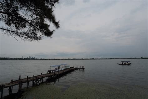 【大雨来临前的东湖摄影图片】武汉东湖风光摄影_缤纷小屋_太平洋电脑网摄影部落