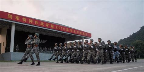 出征动员！陆军特种作战学院政委深情寄语毕业学员 - 中国军网