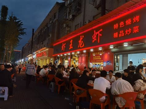吃夜宵来九堡，家门口的“网红一条街”点亮“夜经济”丨“go”在九堡② - 杭州新闻客户端