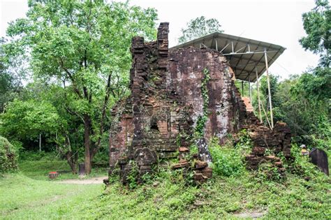 被越南广我的儿子古代尚巴的破庙所摧毁高清图片下载-正版图片304059026-摄图网
