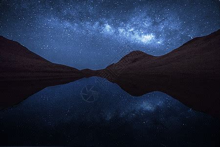 星辰大海图片