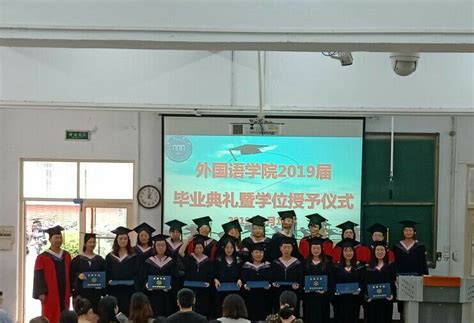 蚌埠学院文学与教育学院举办考研交流大会