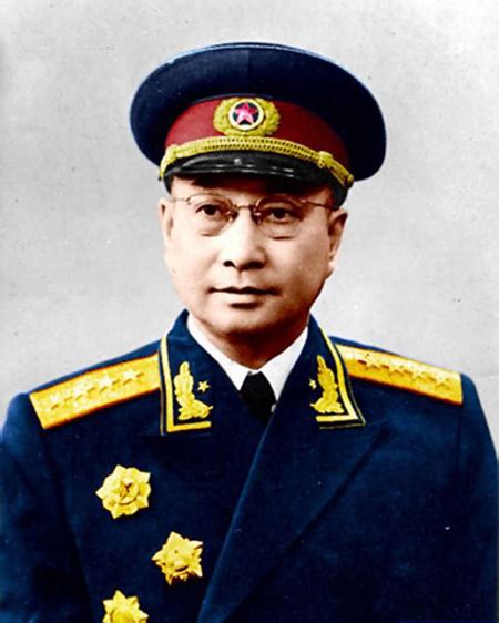 开国十大大将年轻时的珍贵彩色照片，图一为“中国的战略家”粟裕|大将|粟裕|军衔_新浪新闻