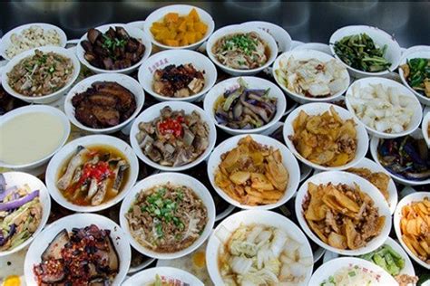 上海人均23元的蒸菜馆，经济实惠菜品多，附近上班族爱来吃