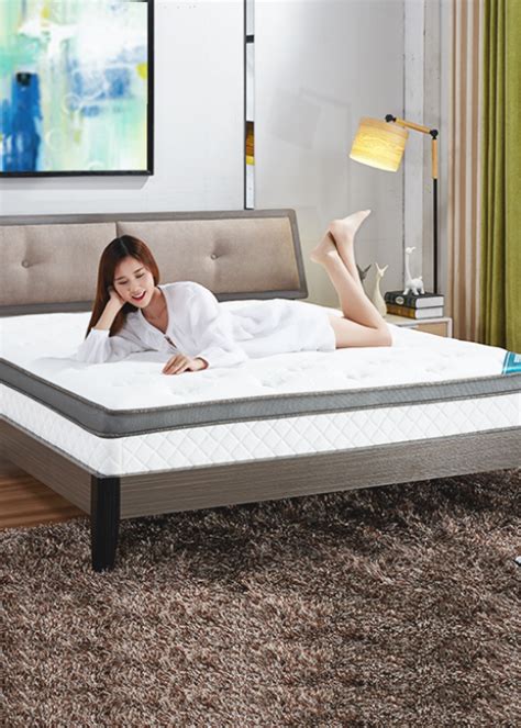 睡硬板床的好处与坏处_正确的睡硬板床方法 - 装修保障网