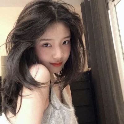 高颜值的甜美女生头像