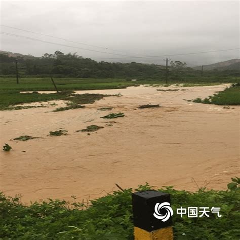 强降水来袭 广东龙川受淹严重出现滑坡险情-首页-中国天气网