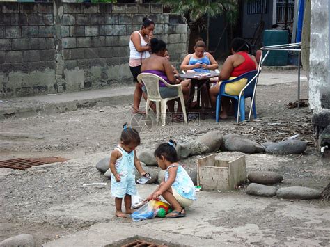 哥斯达黎加人民的悠闲生活高清图片下载-正版图片501008872-摄图网