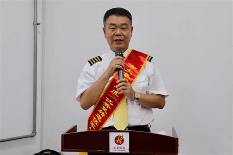 湛江市退役军人事务局在学院举办2020年退役军人专场招聘会-武装部工作-学生处-广东文理职业学院