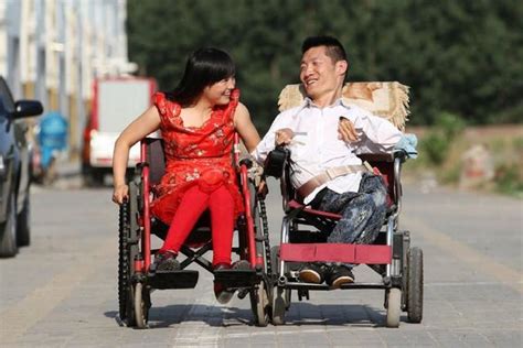 国际残疾人日：盘点那些身残志坚的残疾人_坪山新闻网