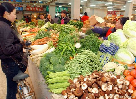 去菜市场买菜，这6种蔬菜尽量少买，菜贩子：家里人很少吃