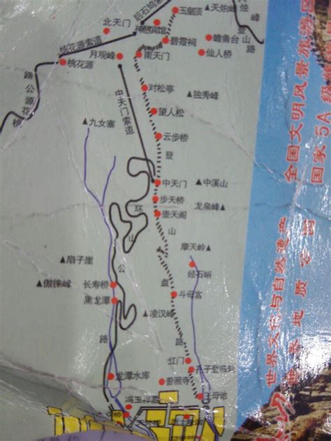 爬泰山路线示意图图片