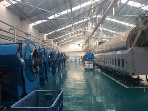 洗涤厂专用大型工业洗衣机多少钱-广州力净公司报价