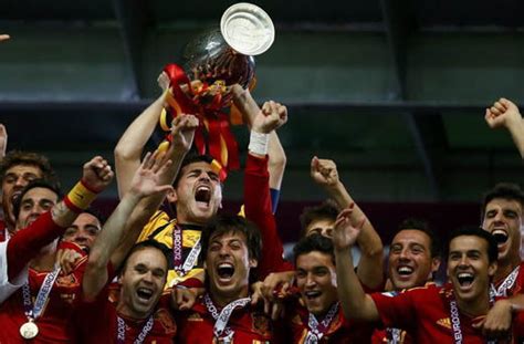 2012欧洲杯赛程表，32支强队争夺冠军的精彩对战 - 凯德体育