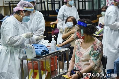 台媒：台湾嘉义两老人“打完疫苗隔天猝死”，全台累计44起疫苗接种后猝死案例