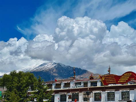 西藏拉萨雨后出现绝美白云 震撼眼球-荔枝网图片