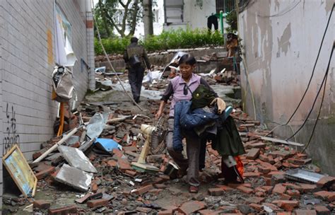四川泸县6.0级地震，已致2死3重伤，送医救治44人，一位被困群众被成功救出！泸州有这些A股公司！