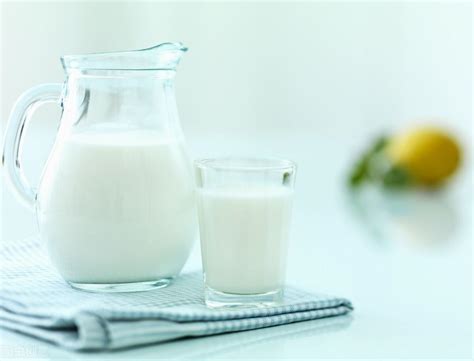脱盐乳清粉是个啥？为什么80%以上的奶粉都有它？羊奶粉中更是珍稀原料！ - 知乎