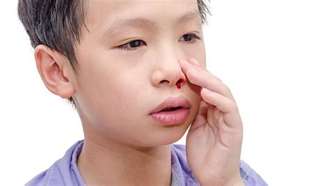 6岁儿童常流鼻血，这4种情况不要大意！|过敏性鼻炎_新浪新闻