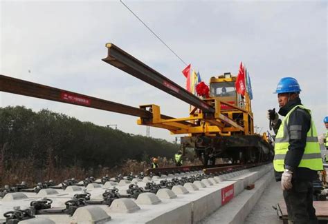长轨铺设、地墙完成、基坑开挖……多条市域铁路最新建设进展来啦！ -- 上海热线