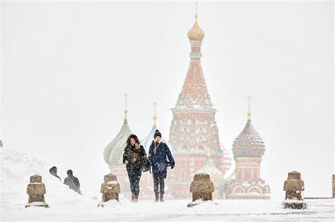 俄罗斯莫斯科：扑面而来的节日气息！圣诞集市亮相红场