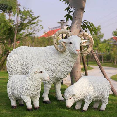 雕塑群羊高清图片下载_红动网