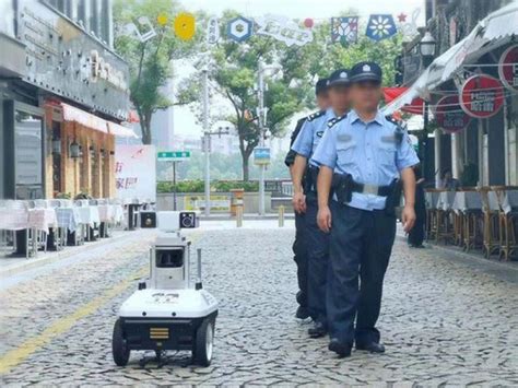 景区巡逻机器人——强化景区巡逻防控_杭州国辰机器人科技有限公司