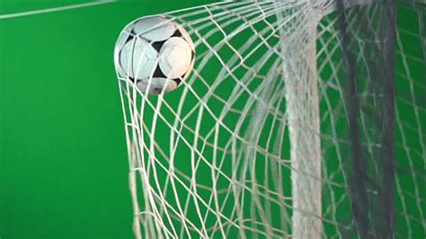 目标!足球-得分足球进球网-超级慢动作色度键绿幕视频素材_ID:VCG42N921690688-VCG.COM