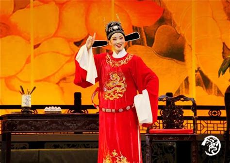 【文化东林】再芬黄梅艺术剧院携经典剧目《女驸马》走进东林-东北林业大学新闻网