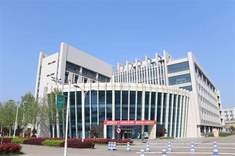 校园风光-武汉文理学院