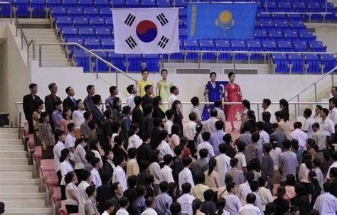 韩国举重选手朝鲜夺金，国歌首次在朝鲜奏响_虎扑综合体育新闻