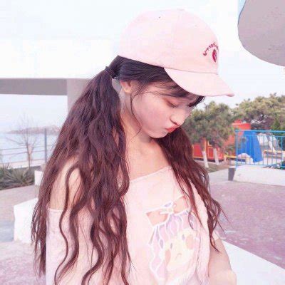 非主流帽子女头像图片