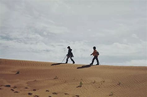 库布齐沙漠 北京出发库不齐沙漠五一3日行 百人沙漠徒步之旅 预约报名-飓风户外随心旅行活动-活动行