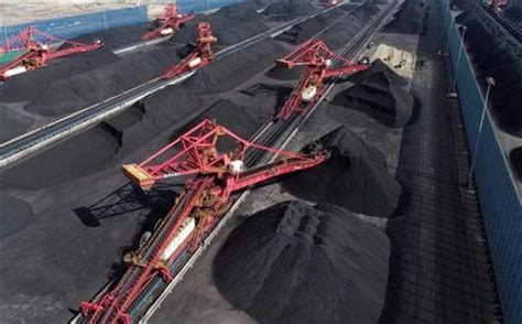2017年越南煤炭矿产工业集团力争实现原煤开采量达3380万吨 | 经济 | Vietnam+ (VietnamPlus)