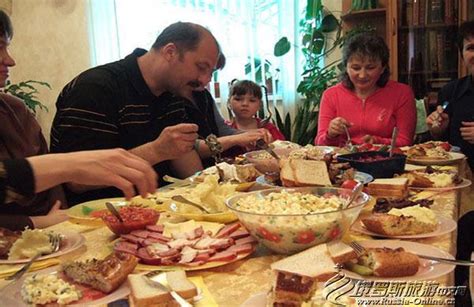 俄罗斯饮食习惯特点-圣彼得堡餐饮攻略,圣彼得堡餐厅推荐 - 俄罗斯旅游中文网